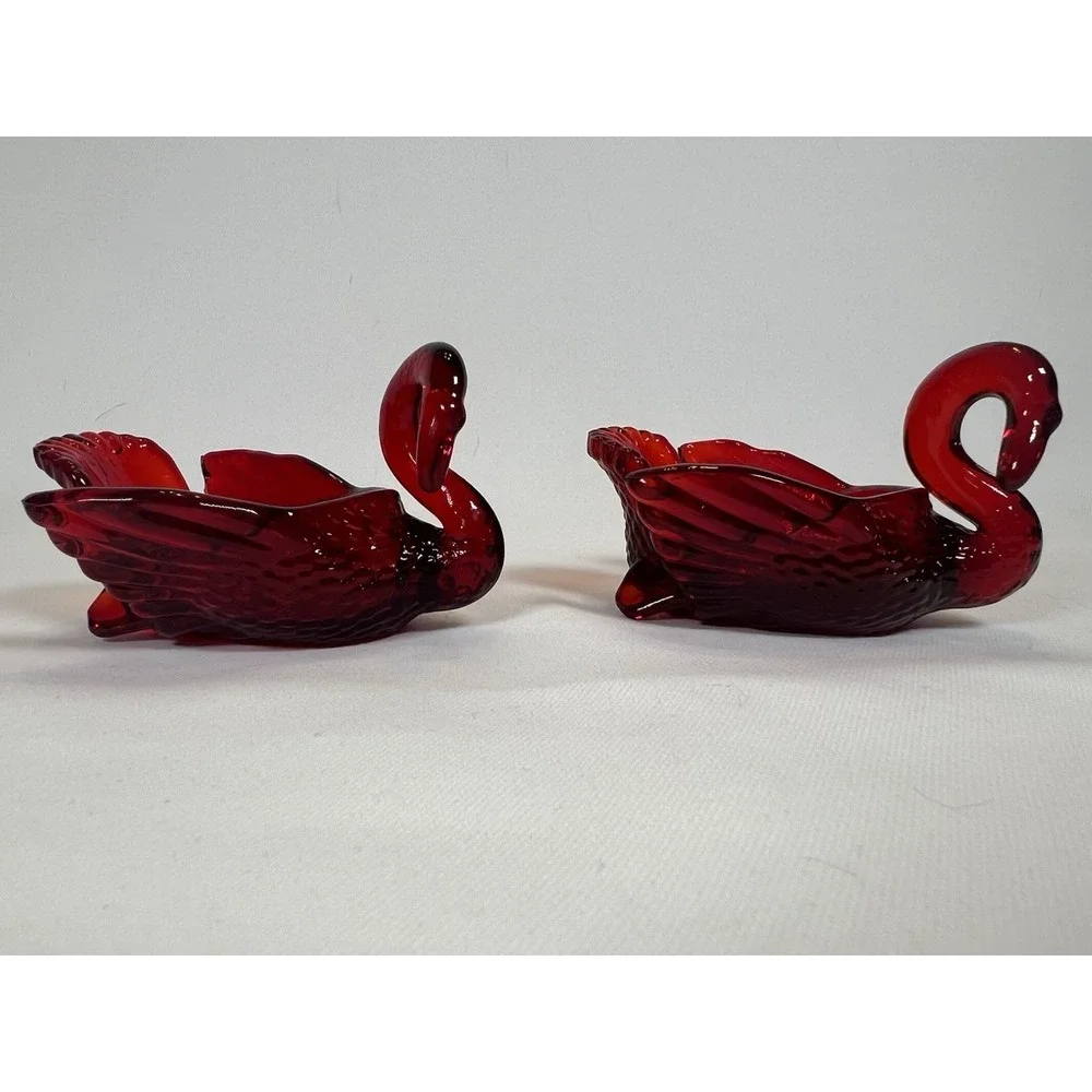 Cambridge Red Glass Set Of 2 Swans Salt Dish 3.5